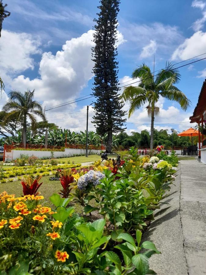 Hotel Campestre La Floresta Puerto Espejo Buitenkant foto